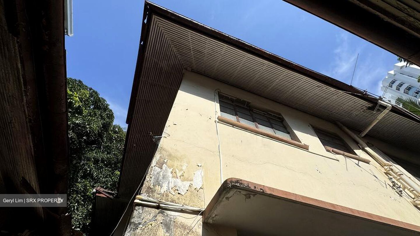 Mountbatten Road (D15), Detached #626870191